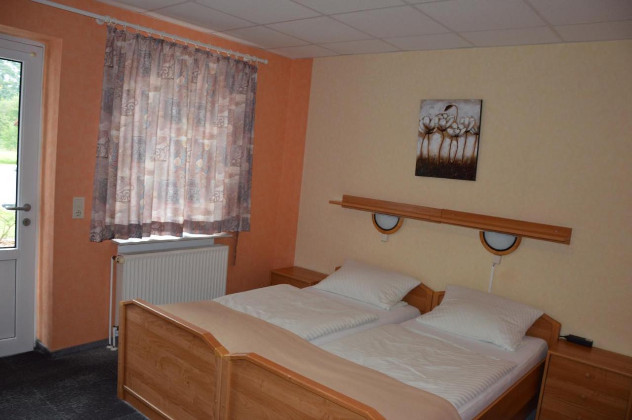 Hotel-Garni "Hof Von Hannover" Віттмунд Екстер'єр фото